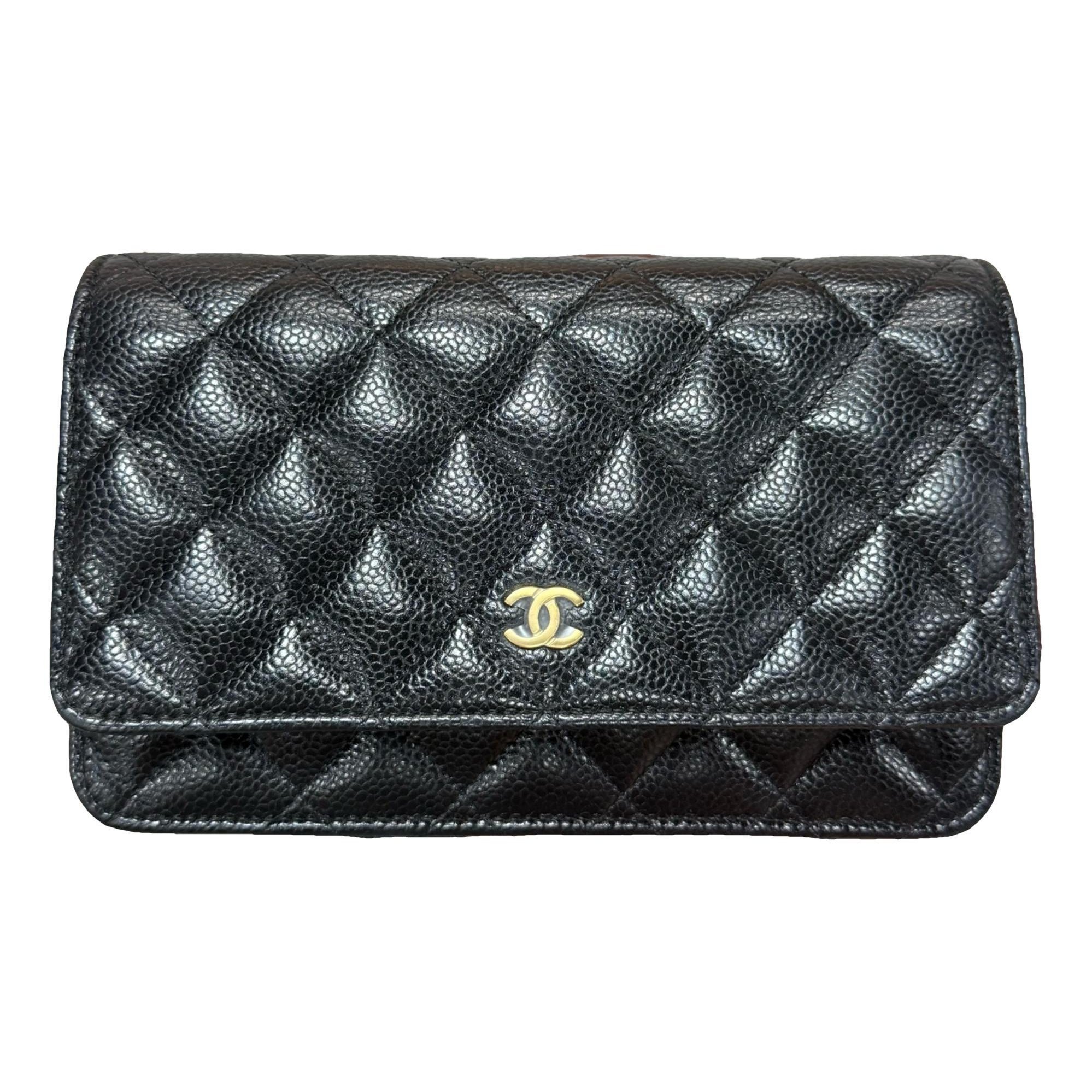 Wallet On Chain Timeless/Classique leather crossbody bag