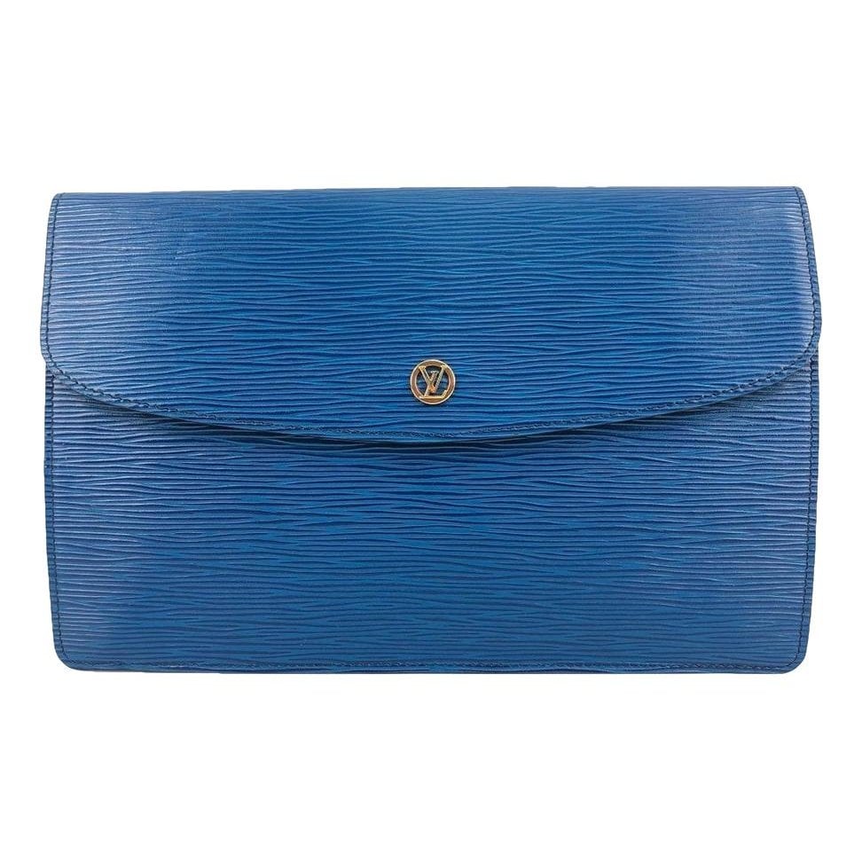Leather clutch bag