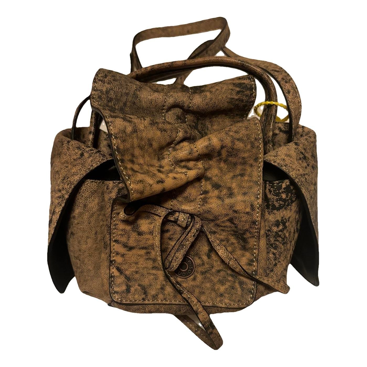 Multipocket leather mini bag