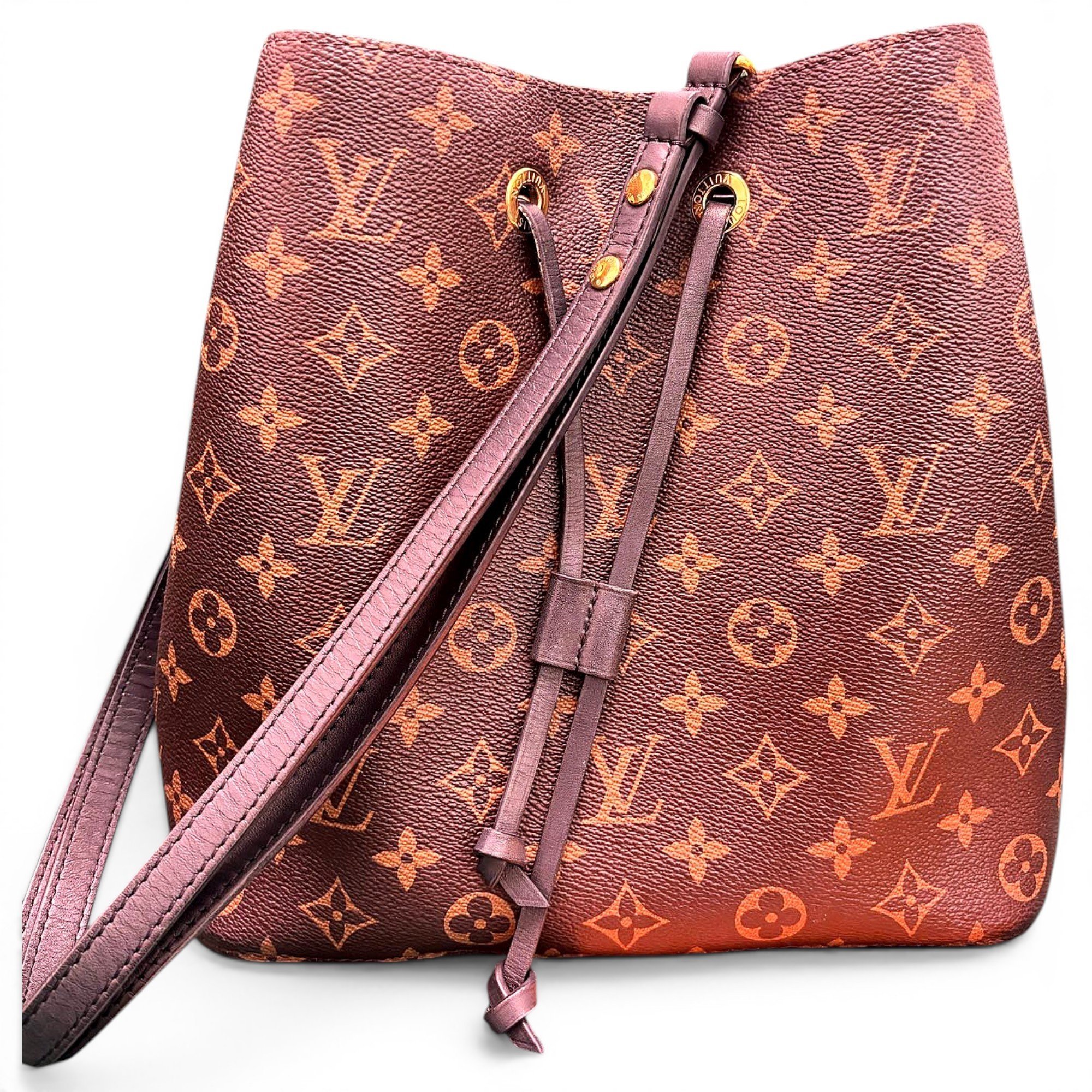 NéoNoé leather handbag