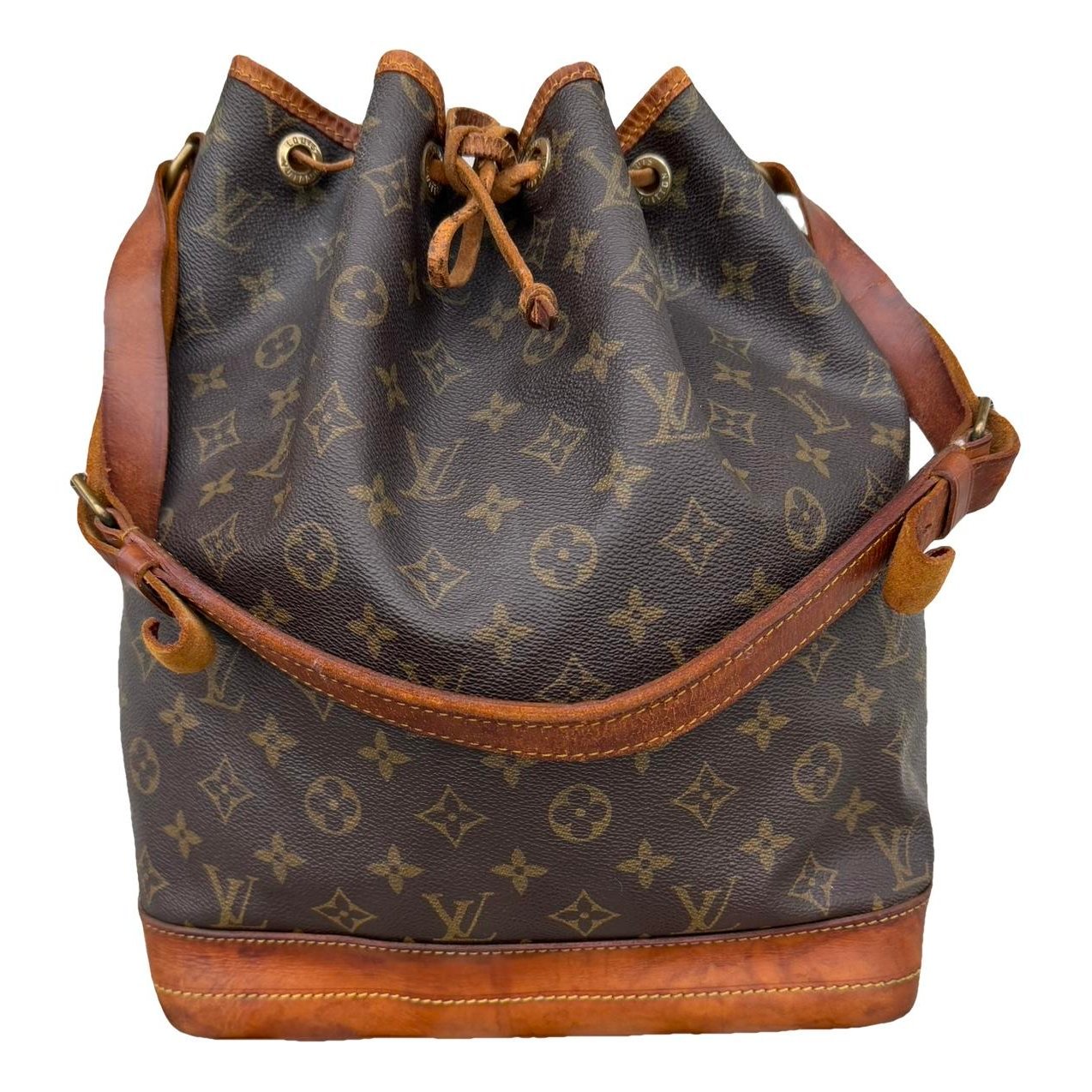 Noé leather handbag