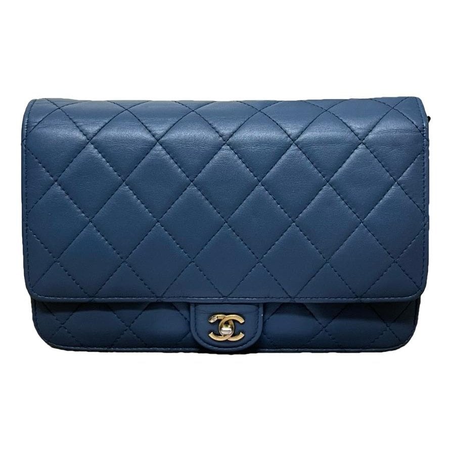 Wallet On Chain Timeless/Classique leather crossbody bag