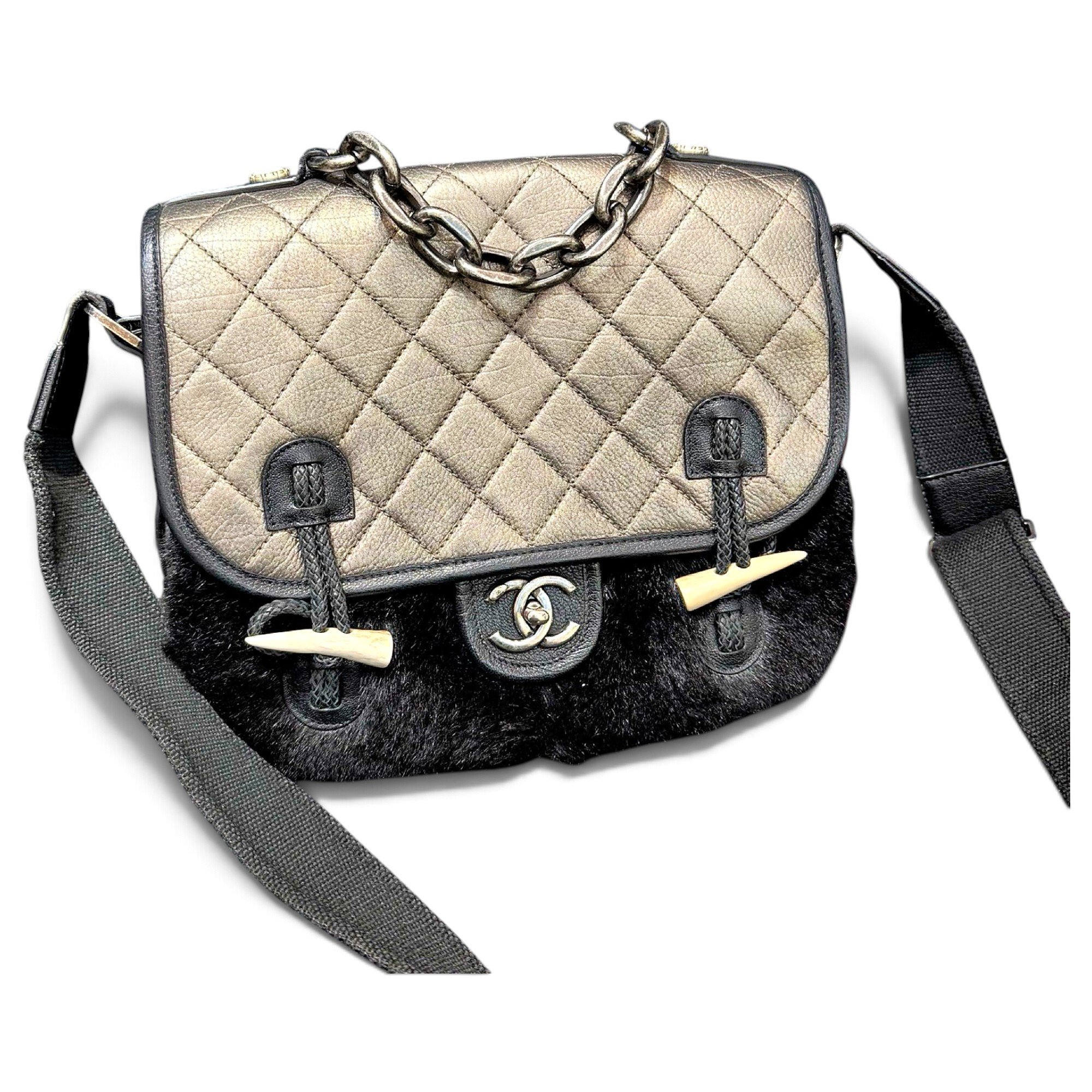Leather handbag