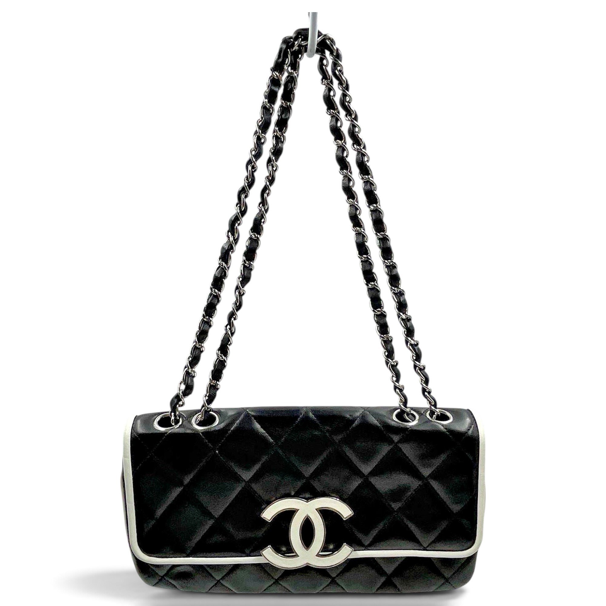 Trendy CC Flap leather handbag