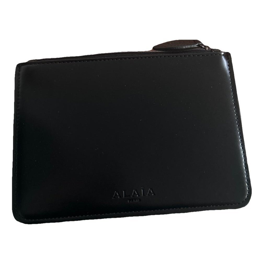 Leather clutch bag