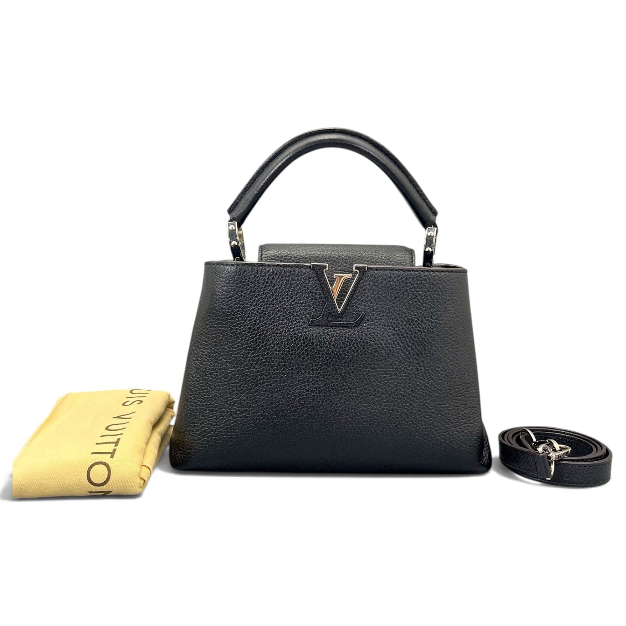 Capucines leather handbag