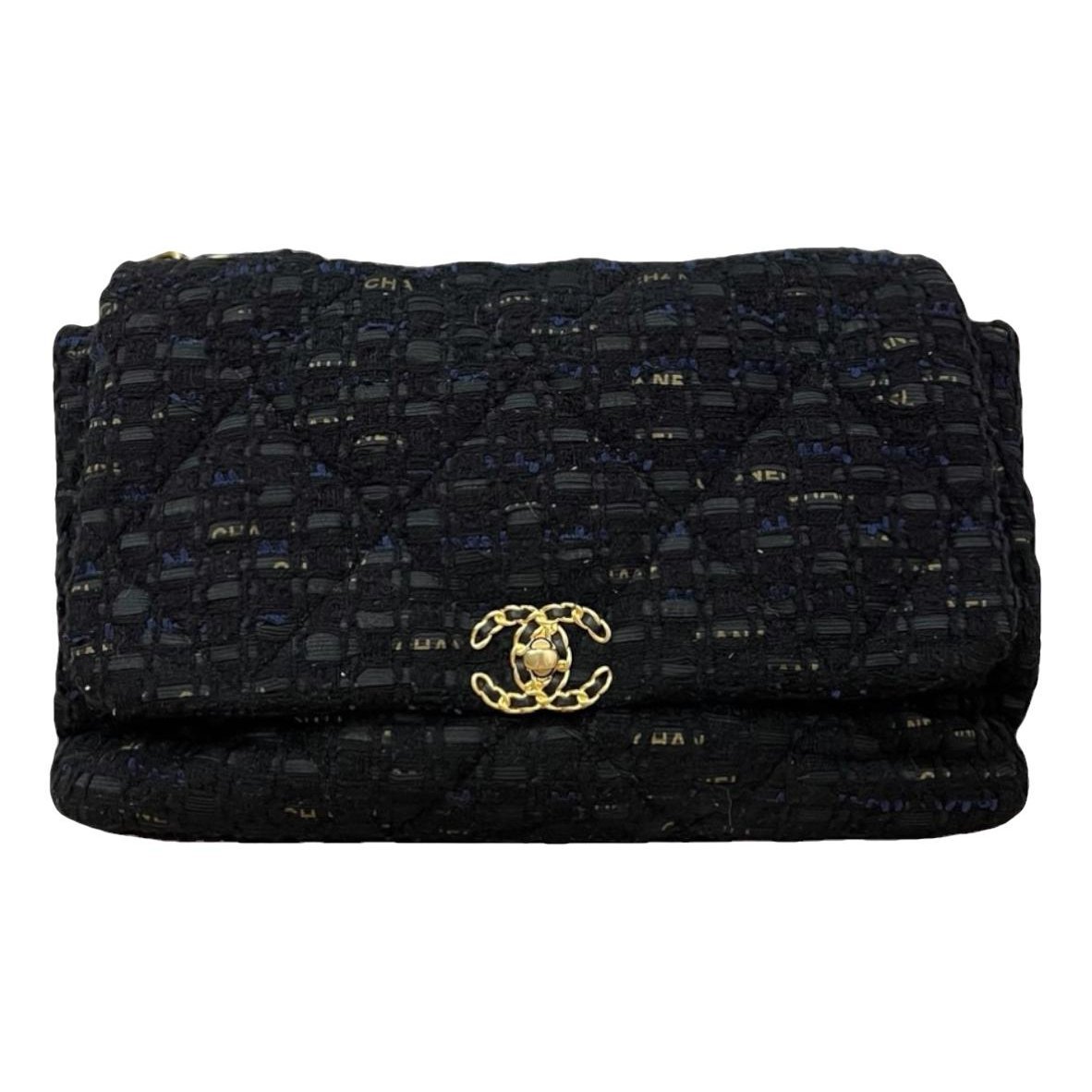 Chanel 19 tweed handbag