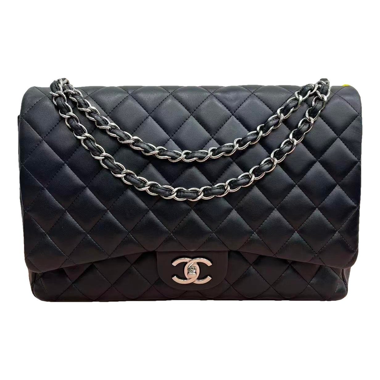 Timeless/Classique leather handbag