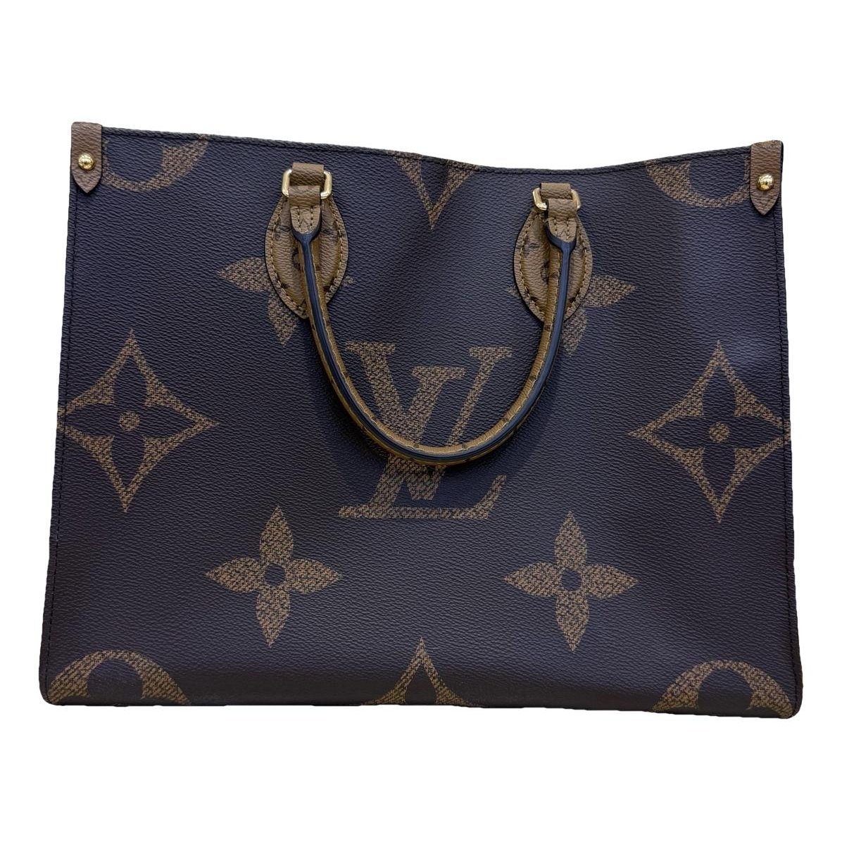 Onthego leather handbag