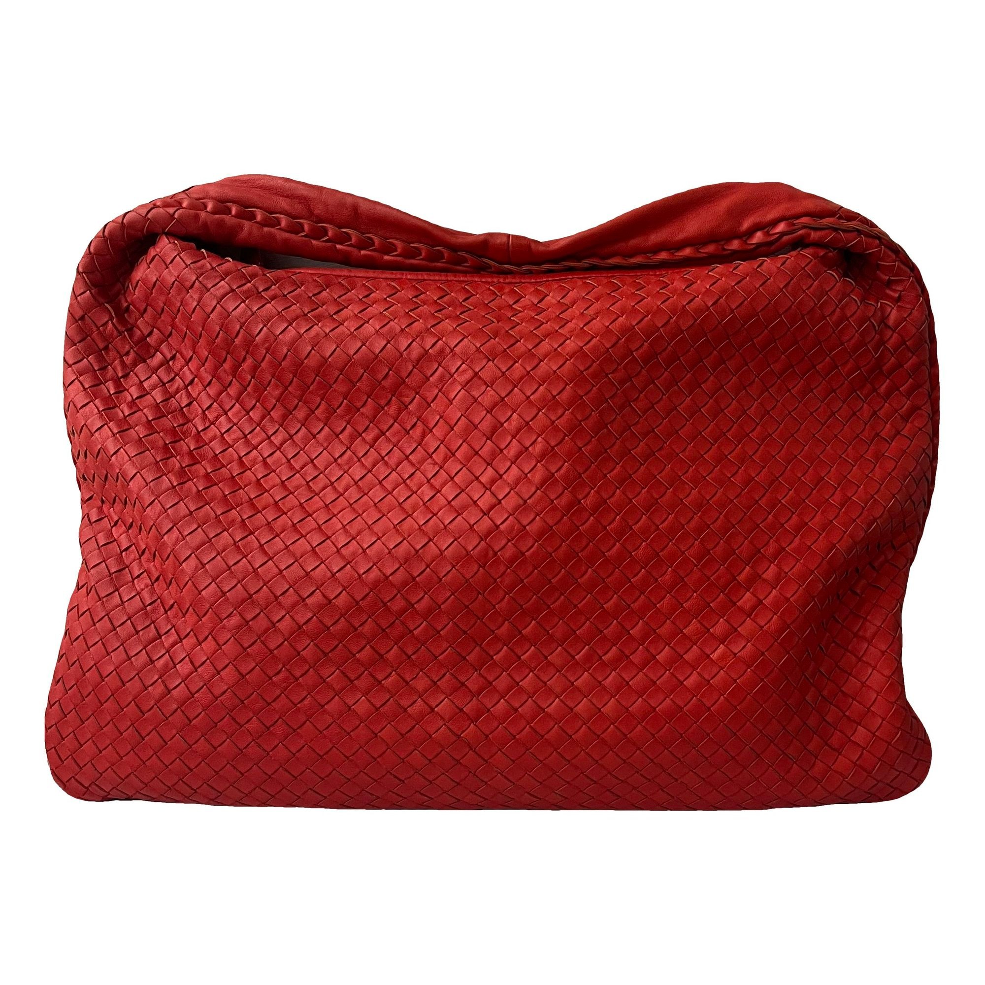 Veneta leather handbag