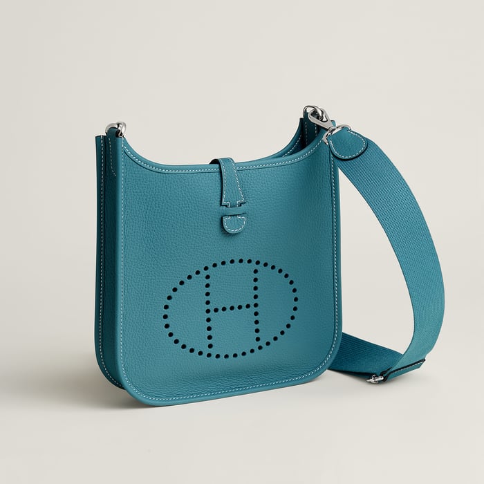 新牛仔藍 Evelyne 23 Poche Iii肩背包