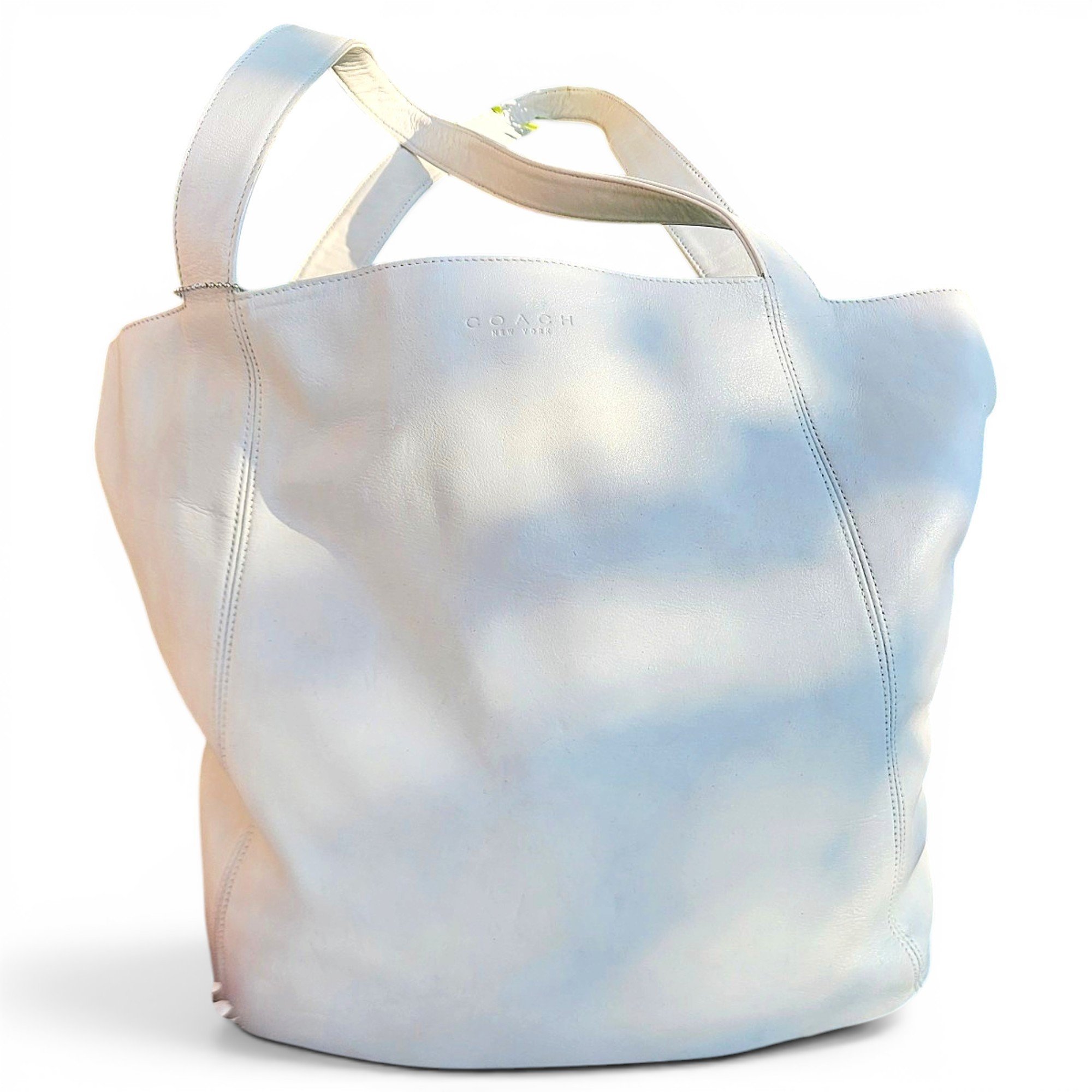 Leather tote