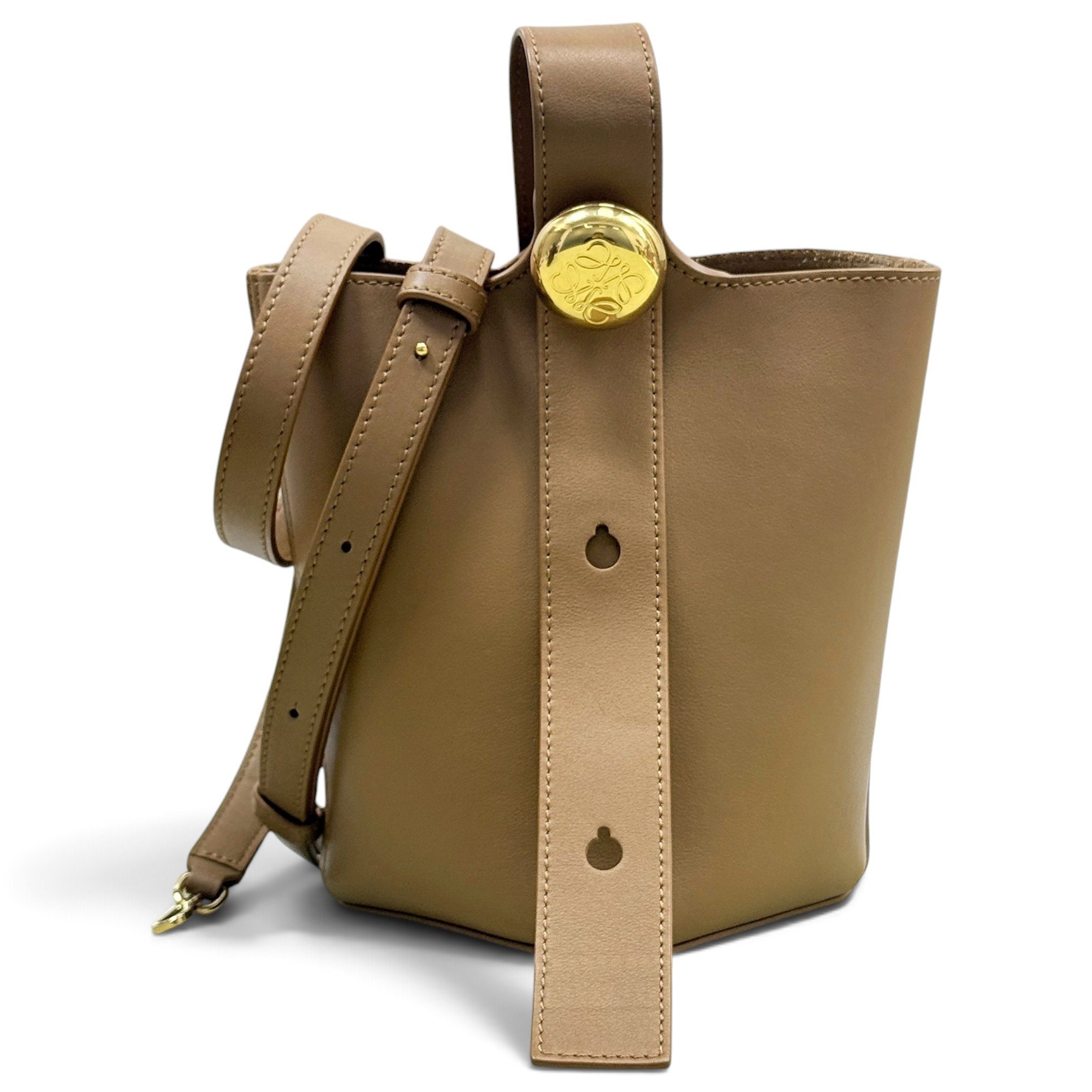 Pebble leather crossbody bag
