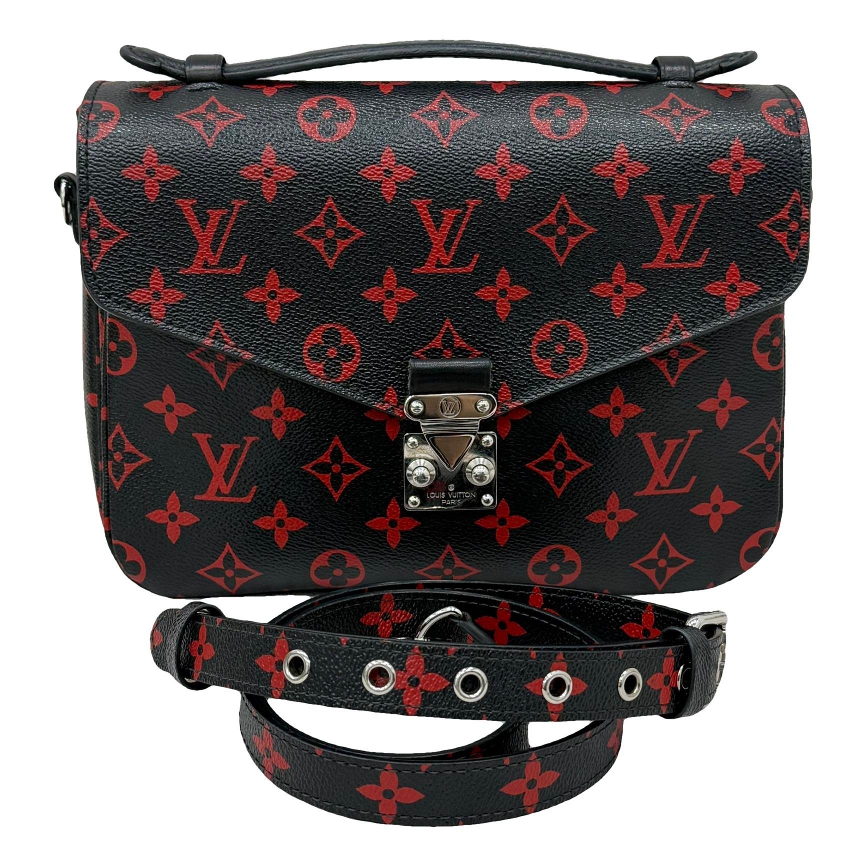 Metis leather handbag