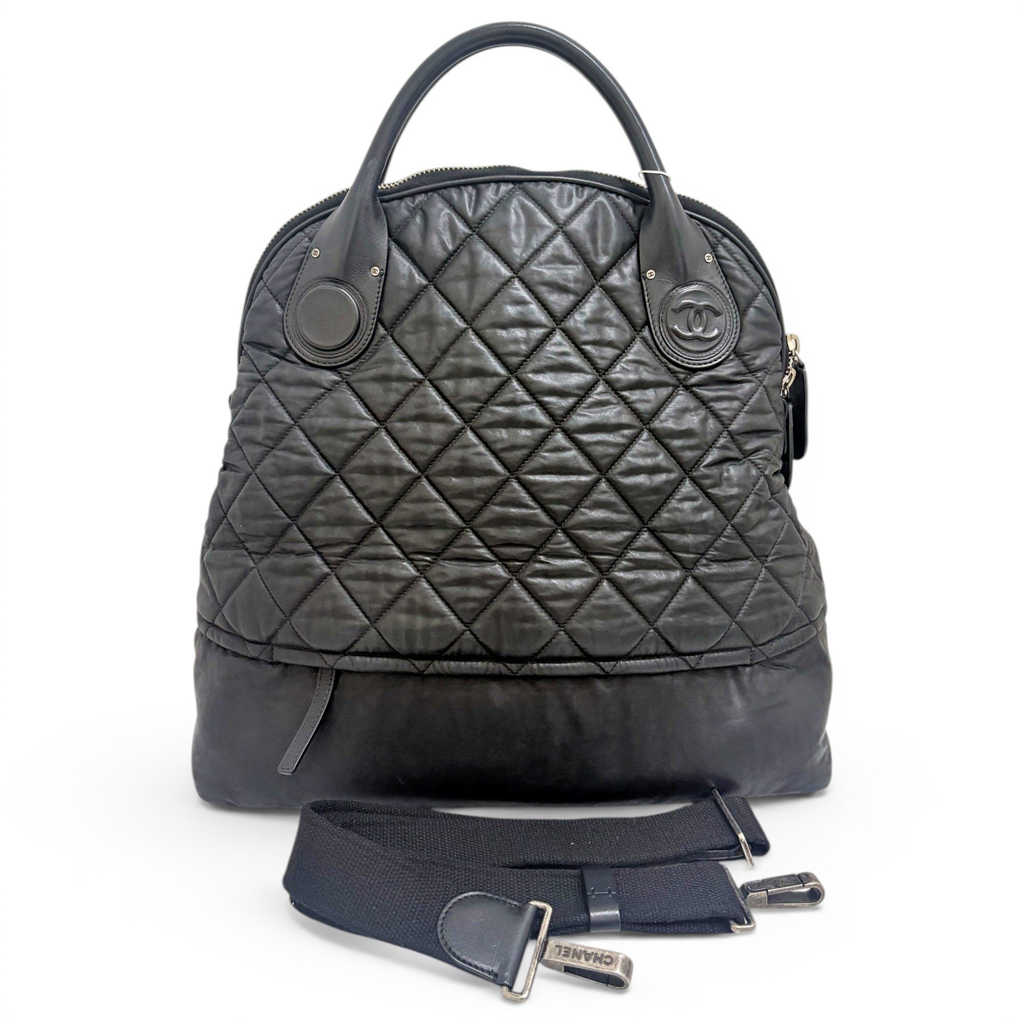 Cocoon leather handbag