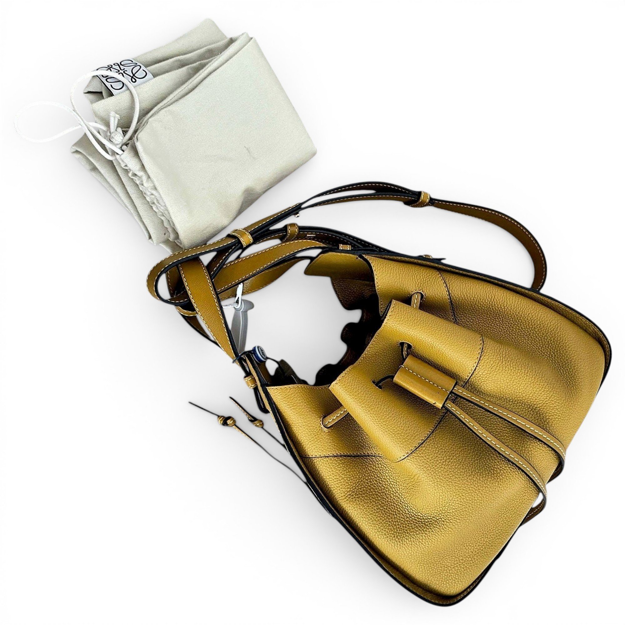 Hammock leather handbag