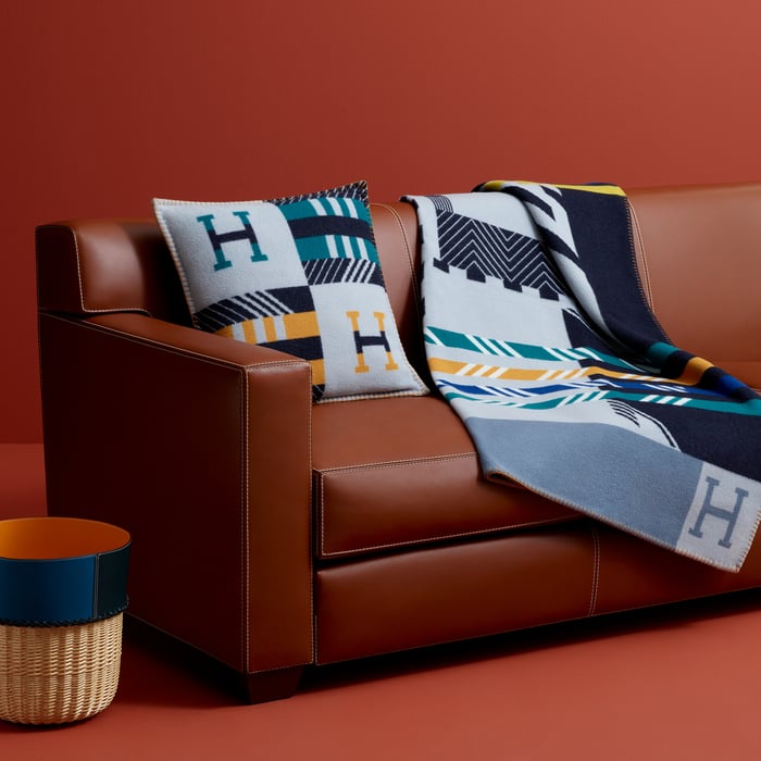Avalon Jump'H Blanket