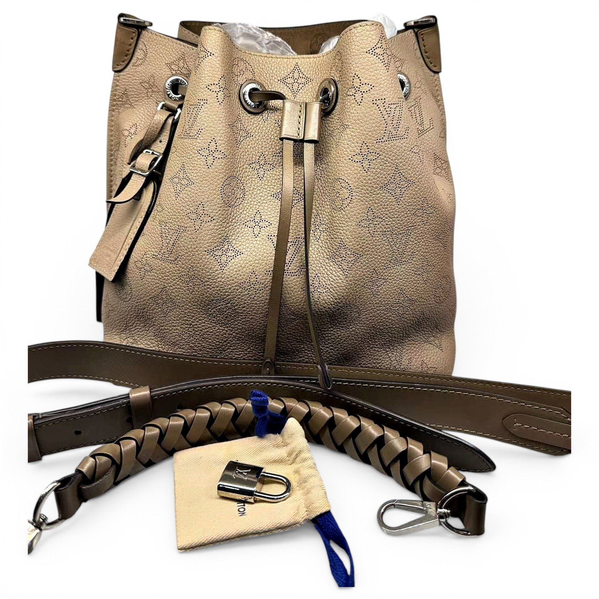 Noé leather handbag