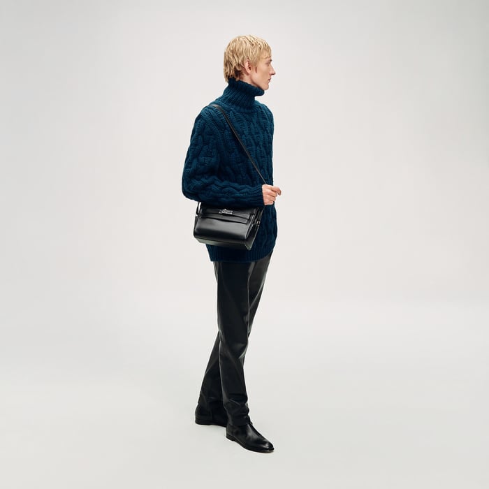 Noir Kelly Messenger Bag