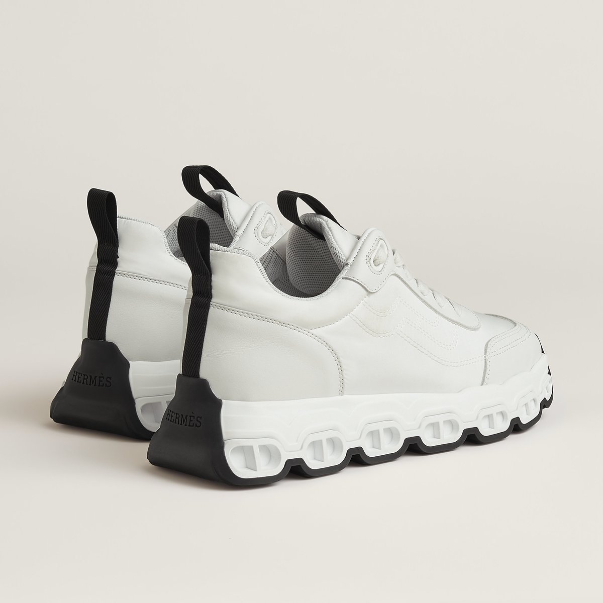 Blanc Impulse Sneaker
