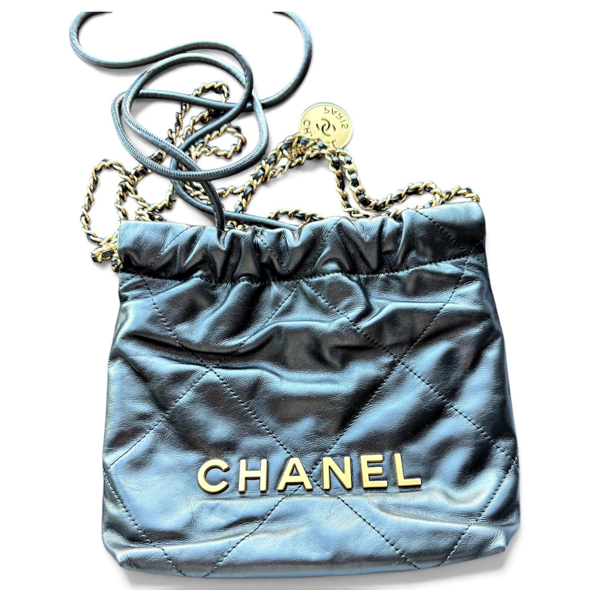 Chanel 22 leather mini bag