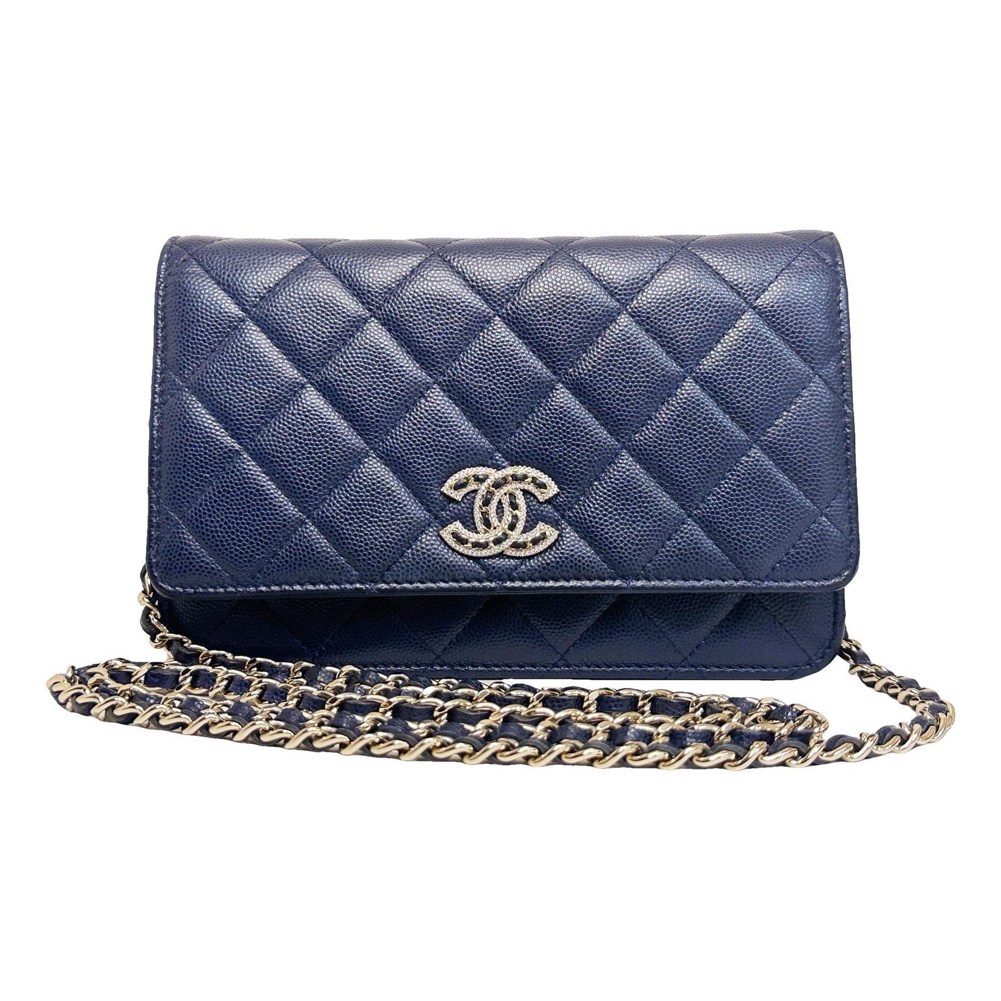 Wallet On Chain Timeless/Classique leather crossbody bag