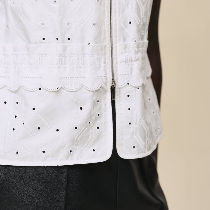 Blanc Sleeveless Embroidered Blouse