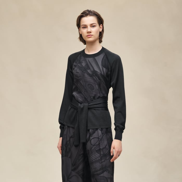 Noir "Soleil De Soie Poudre" Long-sleeve Sweater