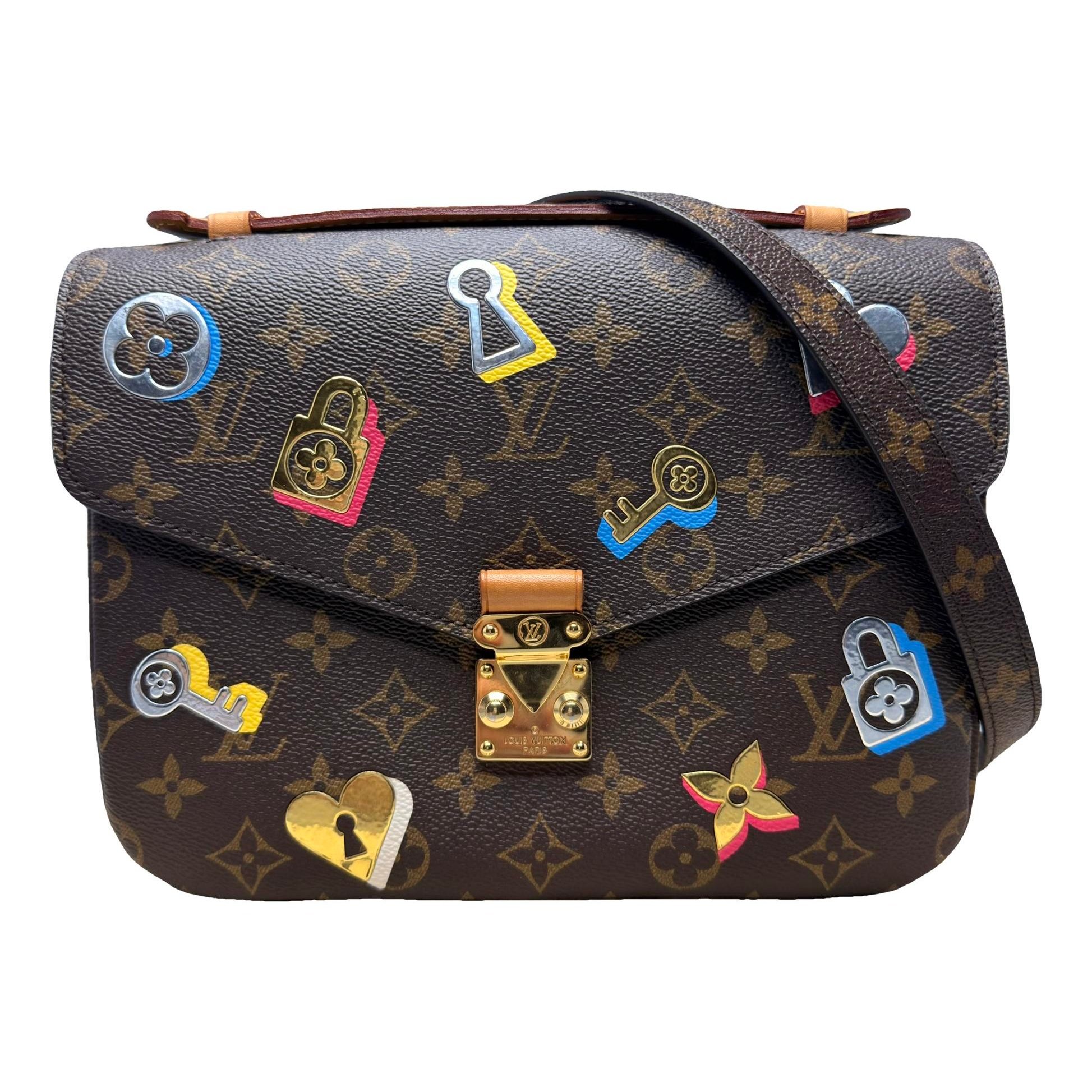 Metis leather handbag