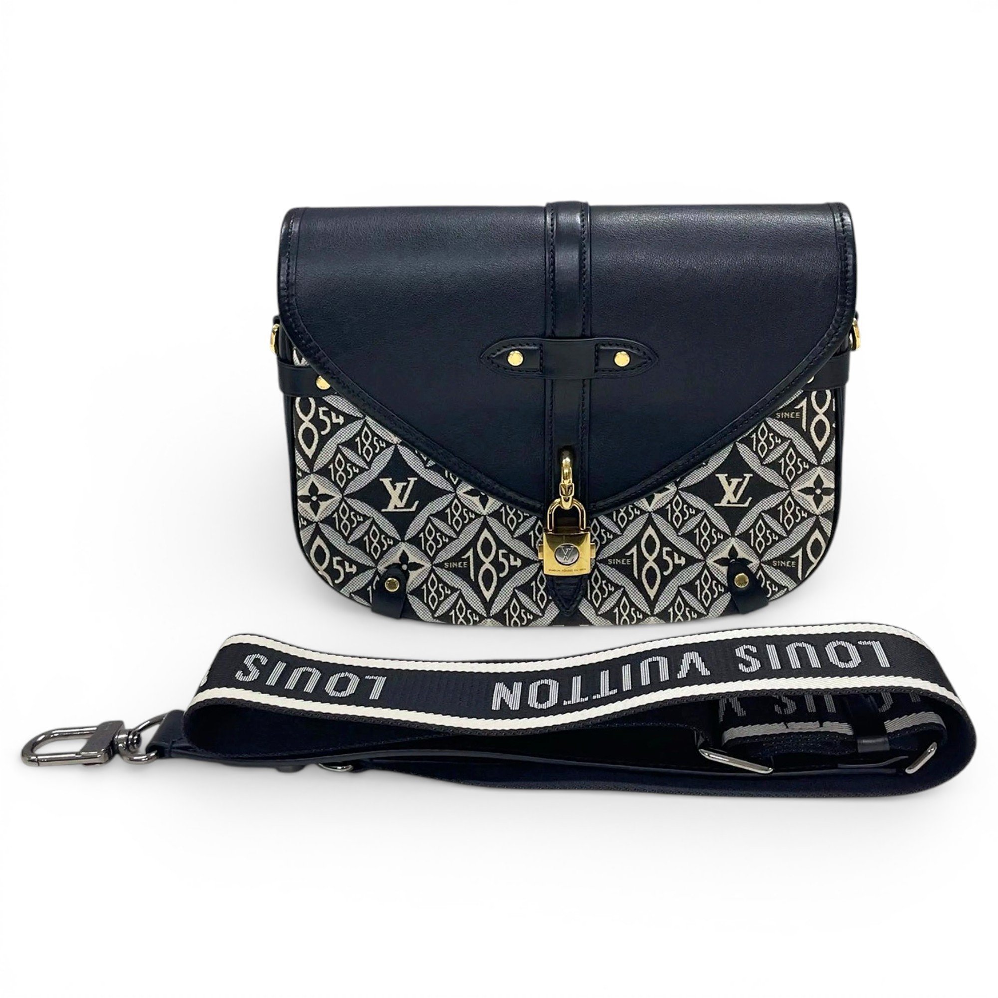 Saumur leather handbag