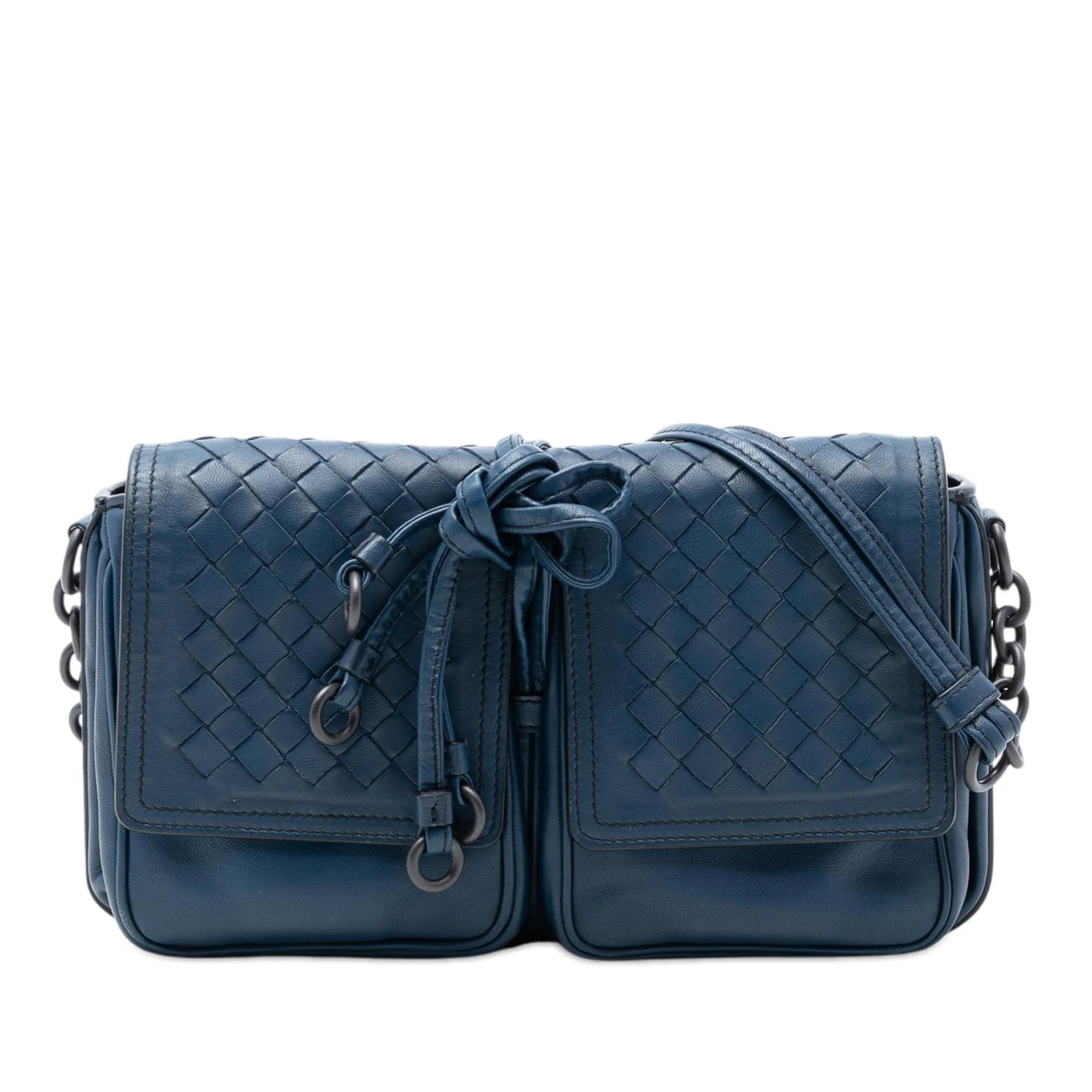 Veneta leather bag