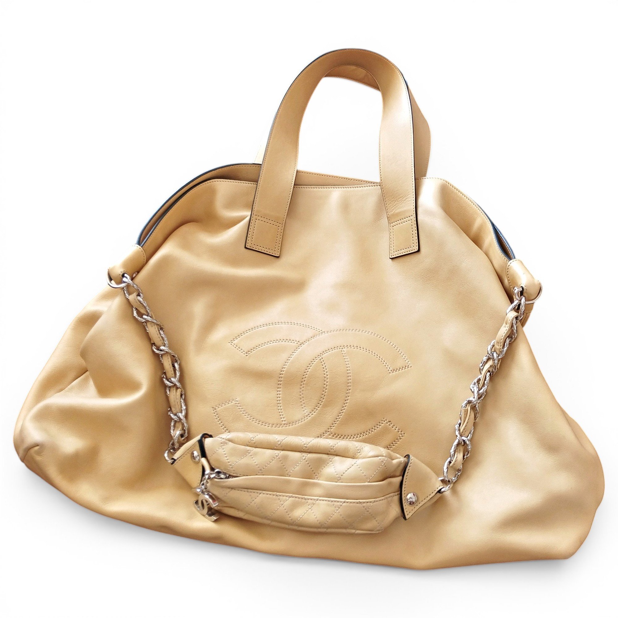 Leather handbag