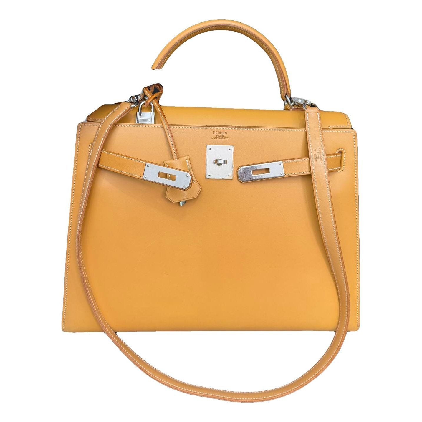 Kelly 32 leather handbag