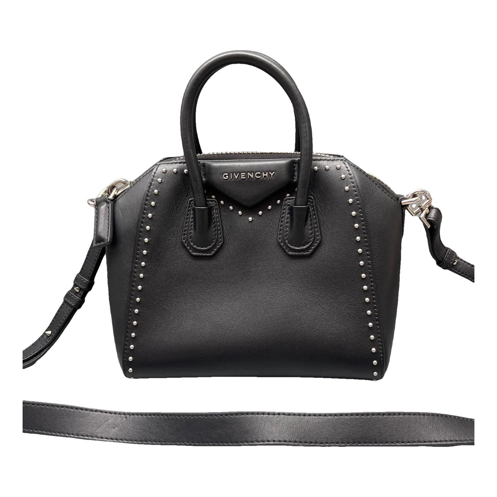 Antigona leather crossbody bag