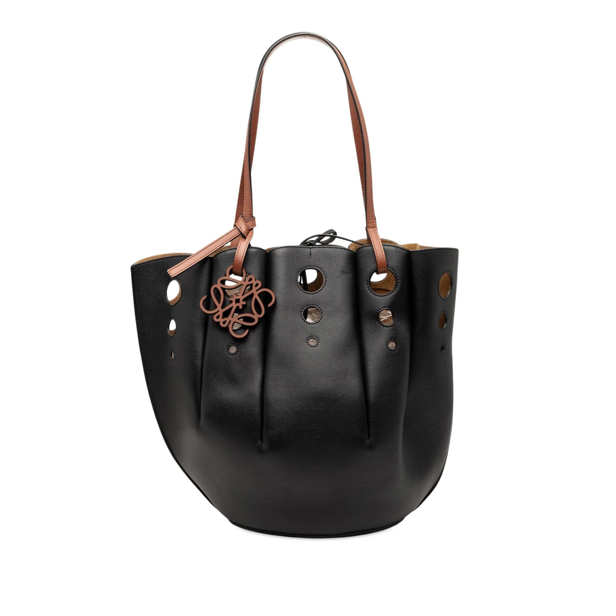 Leather tote
