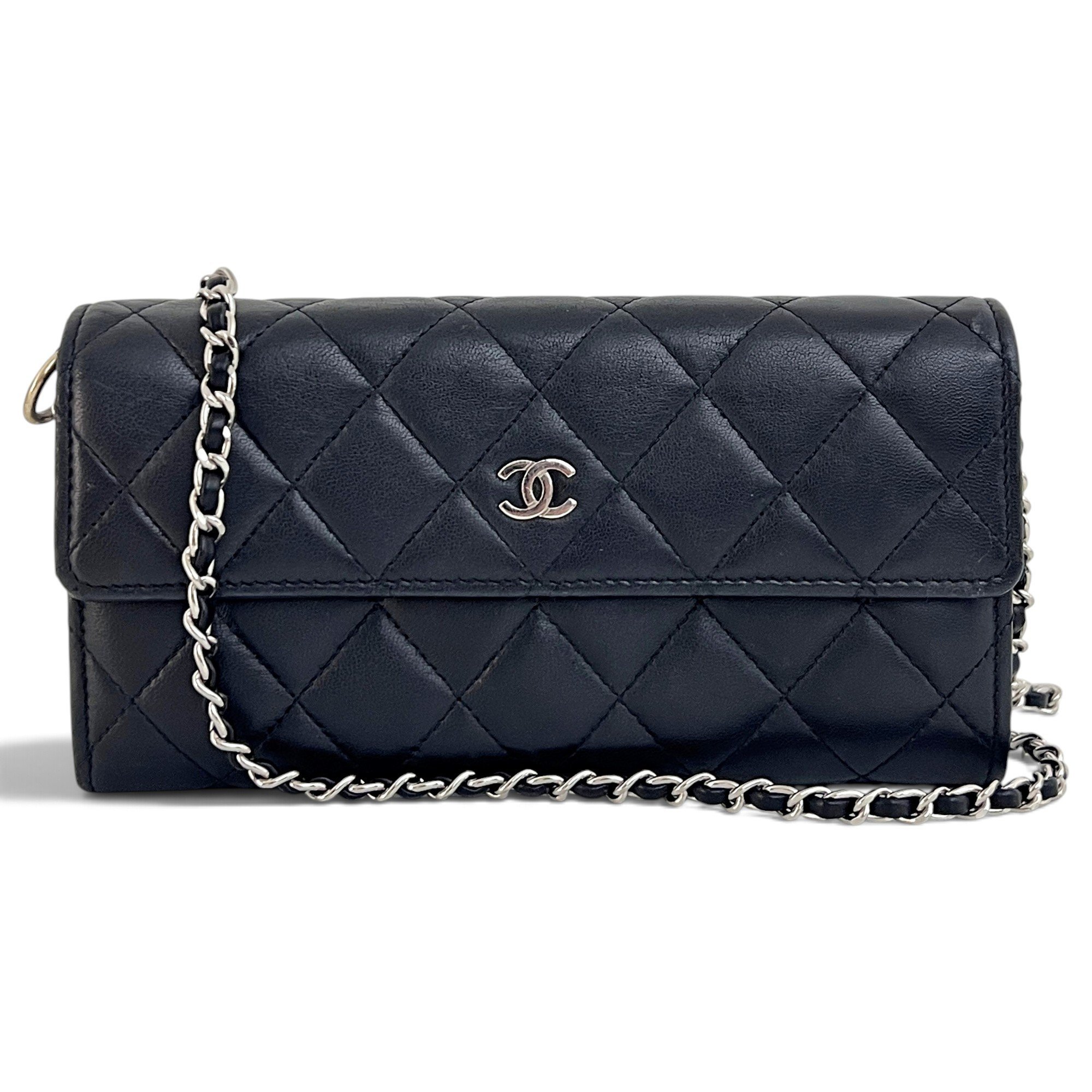 Wallet On Chain Timeless/Classique leather crossbody bag
