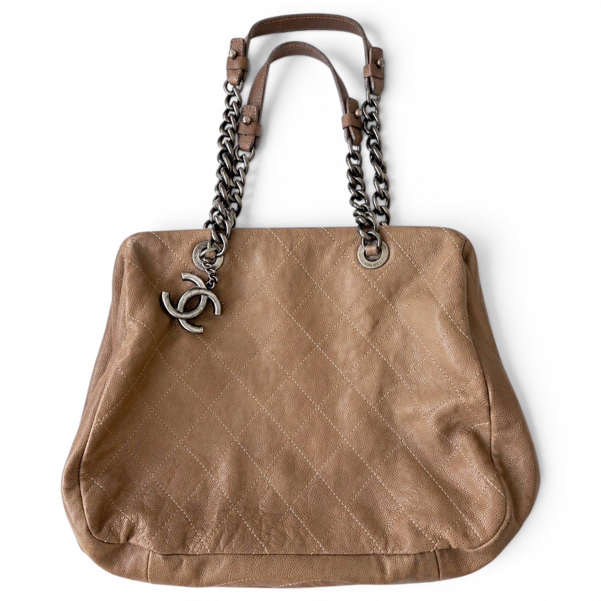 Trendy CC Bowler leather handbag