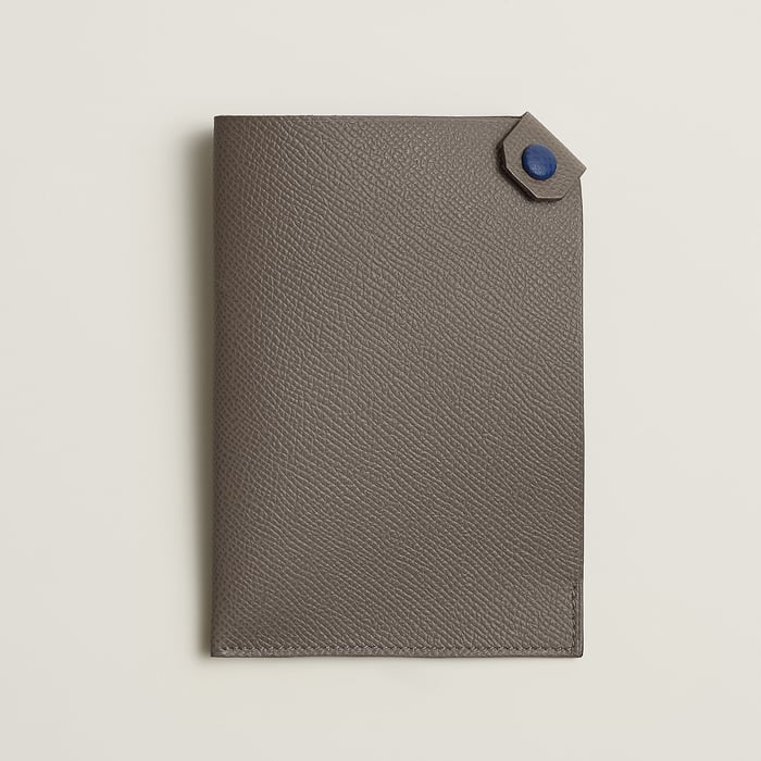 Tarmac Dot Passport Holder