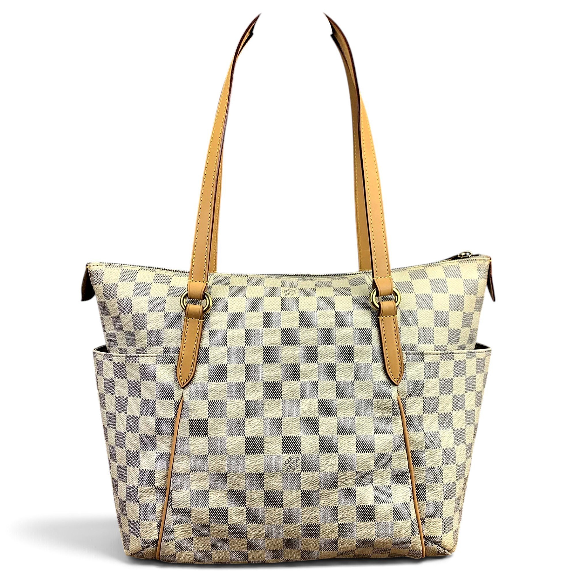 Totally leather handbag
