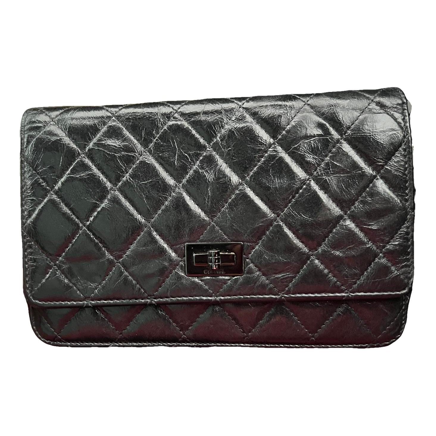 Chanel Wallet On Chain 2.55 leather crossbody bag