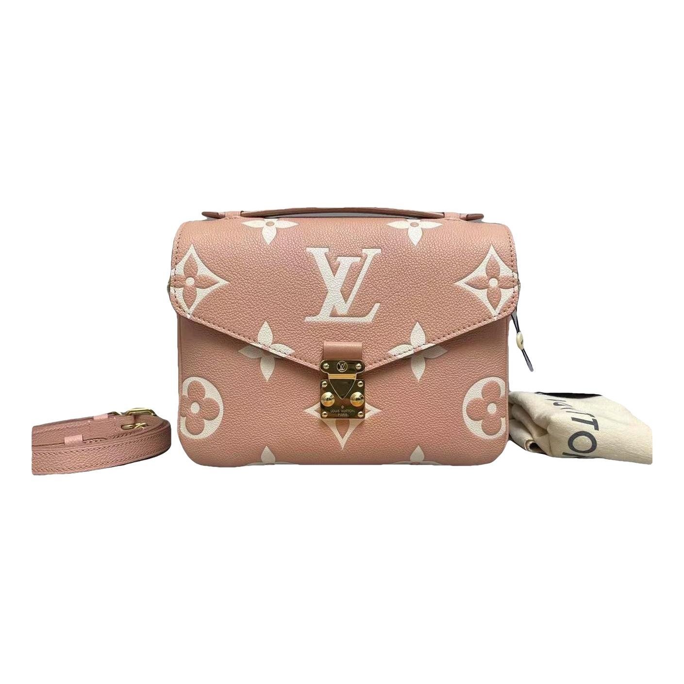 Metis leather handbag