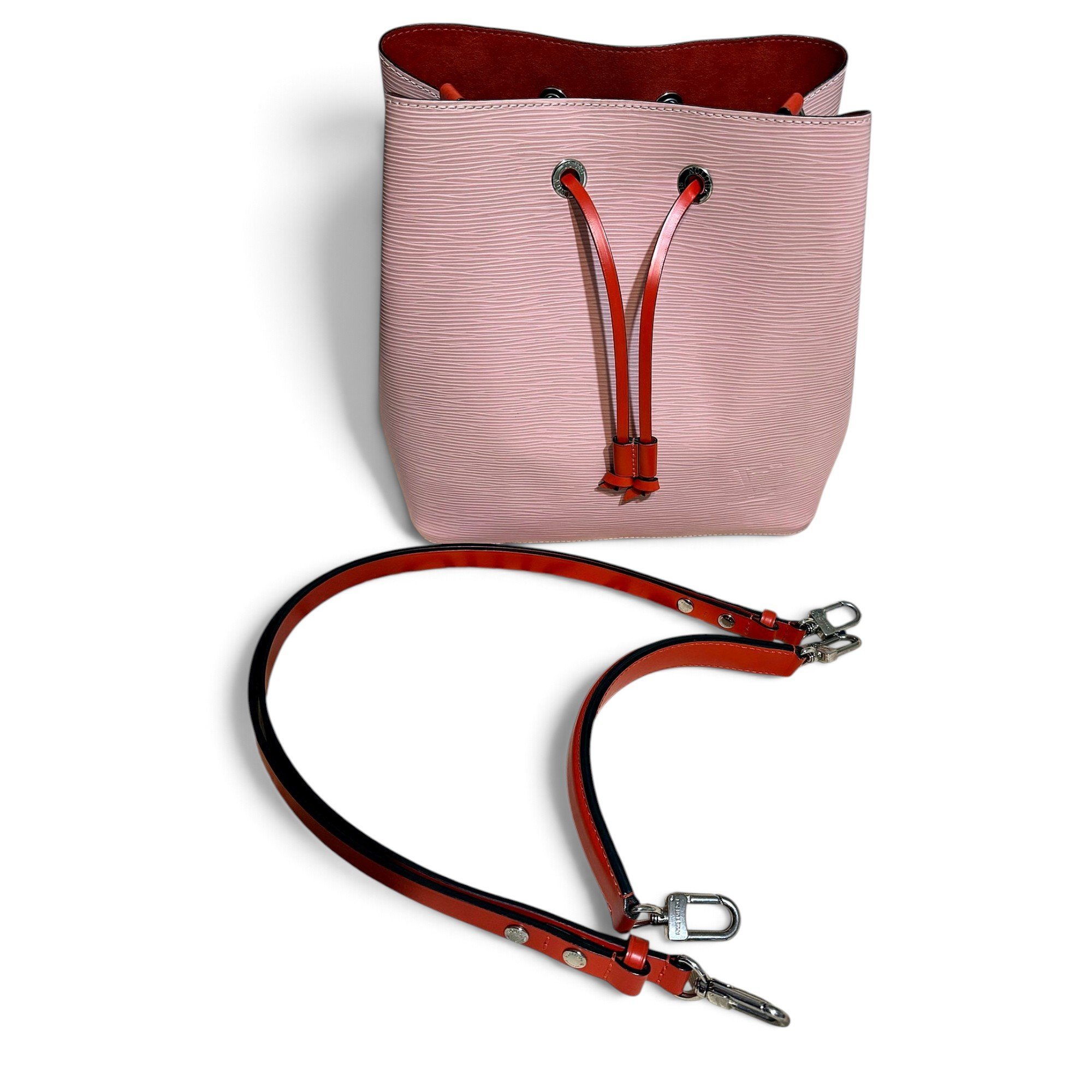 NéoNoé leather bag