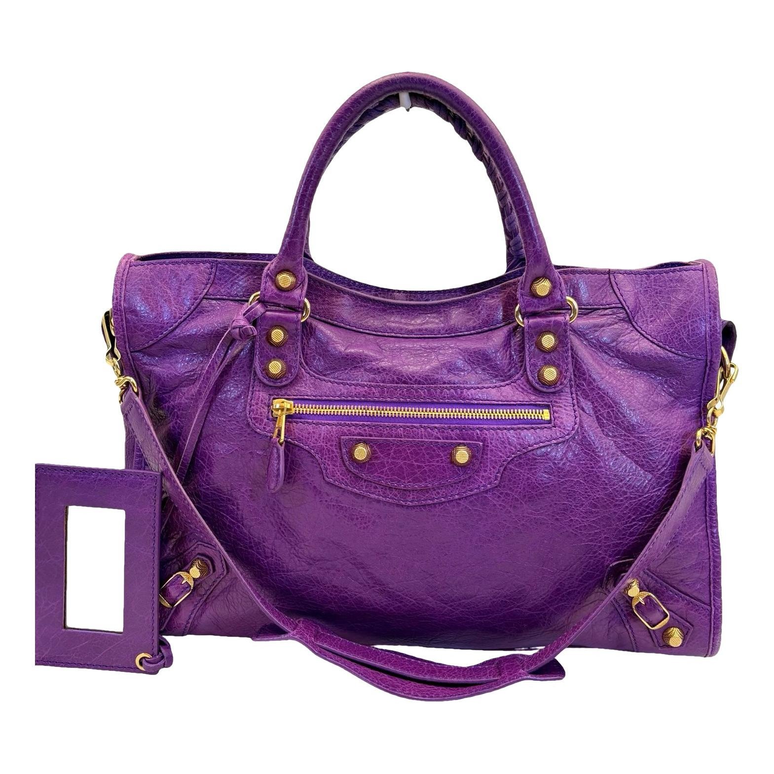 City leather handbag
