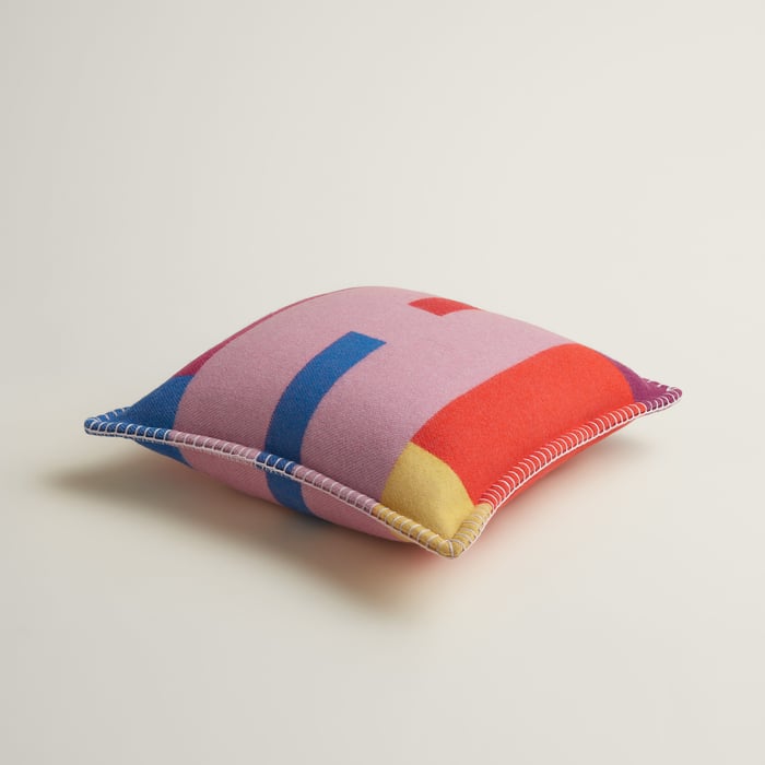 Rose Azalée H Gourmand Pillow