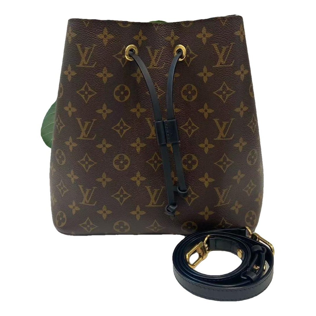 NéoNoé leather handbag
