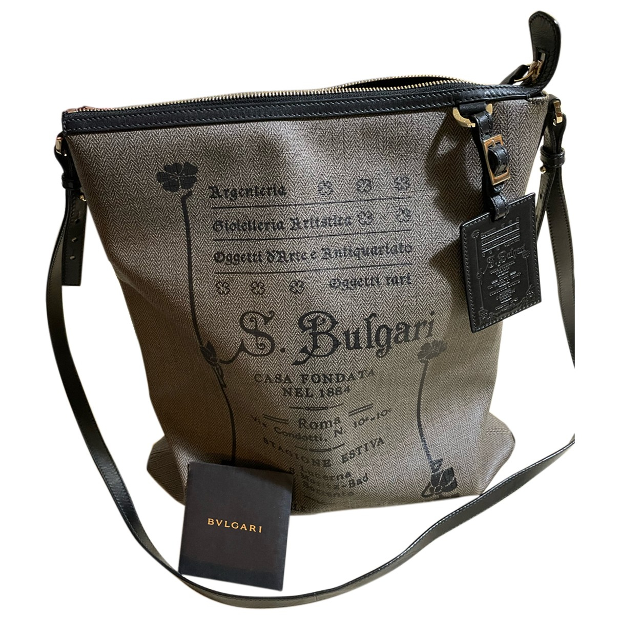 Leather crossbody bag