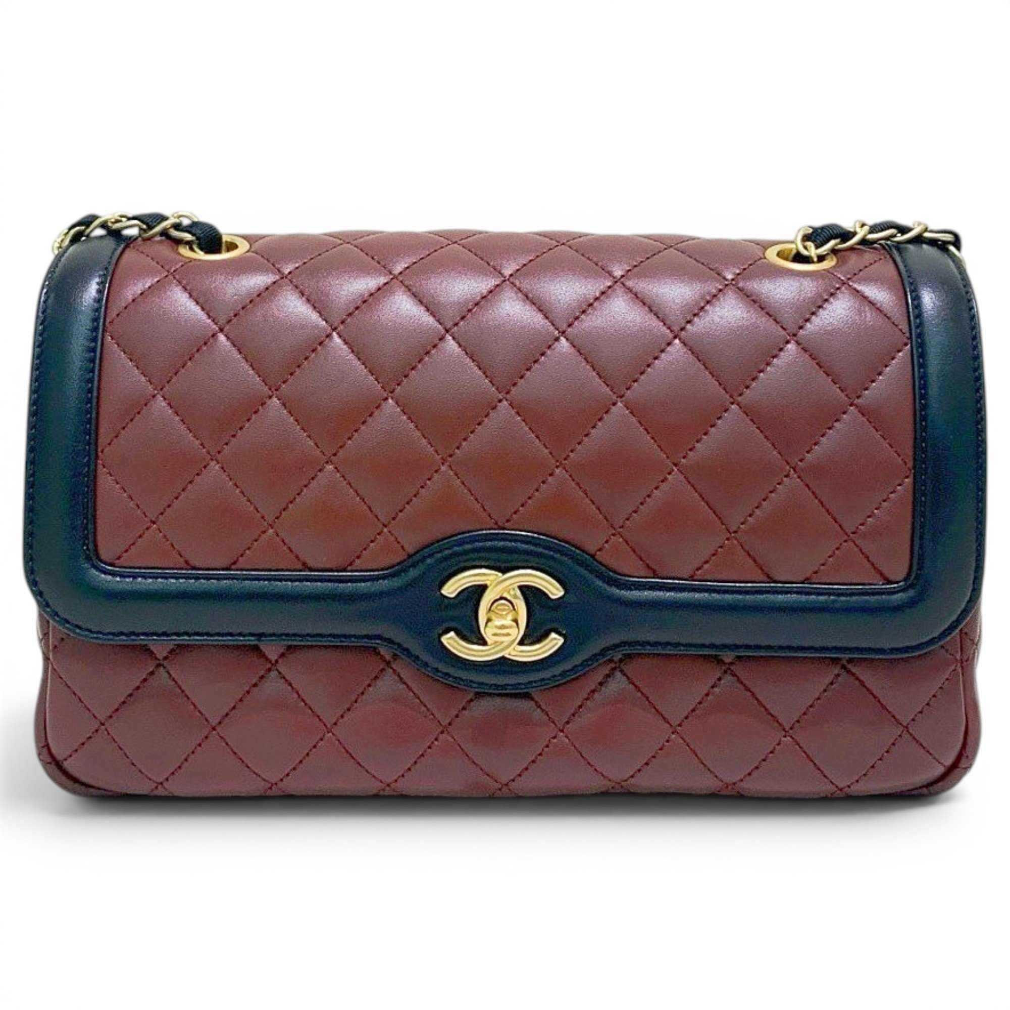 Timeless/Classique leather crossbody bag