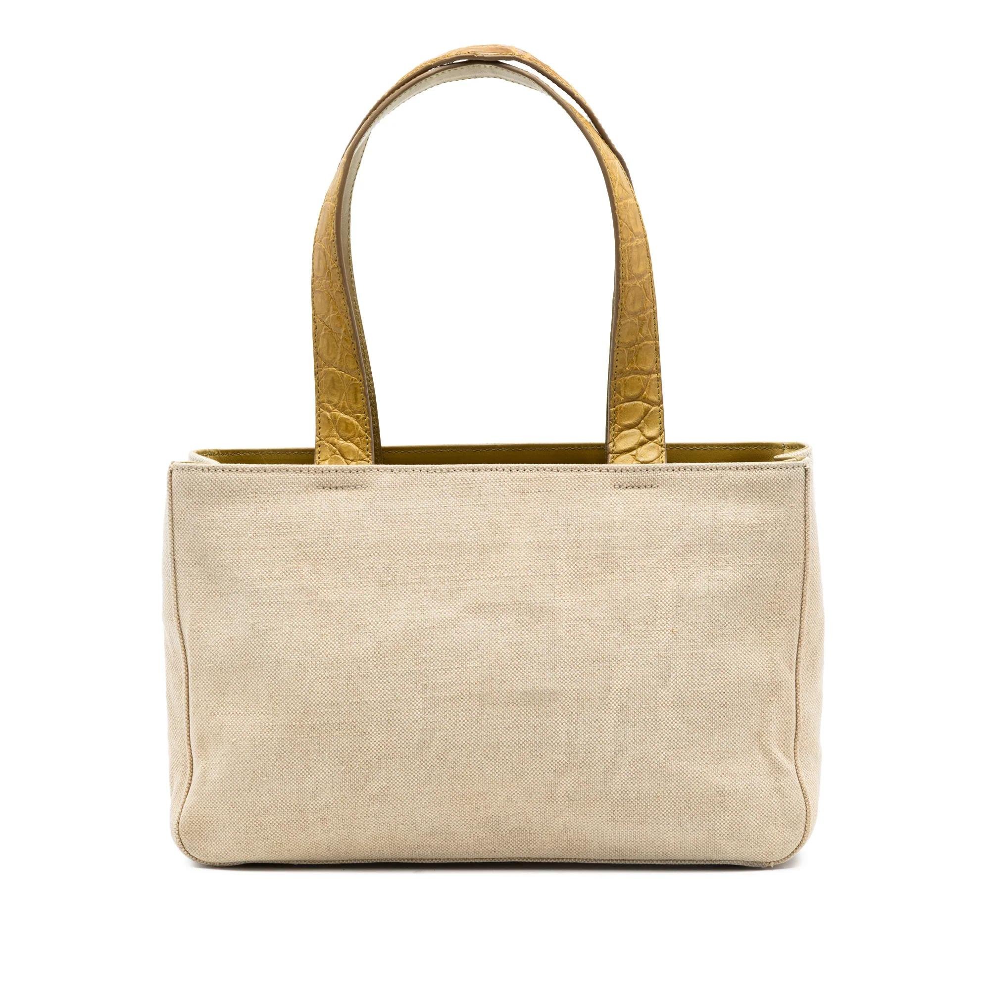 Leather tote
