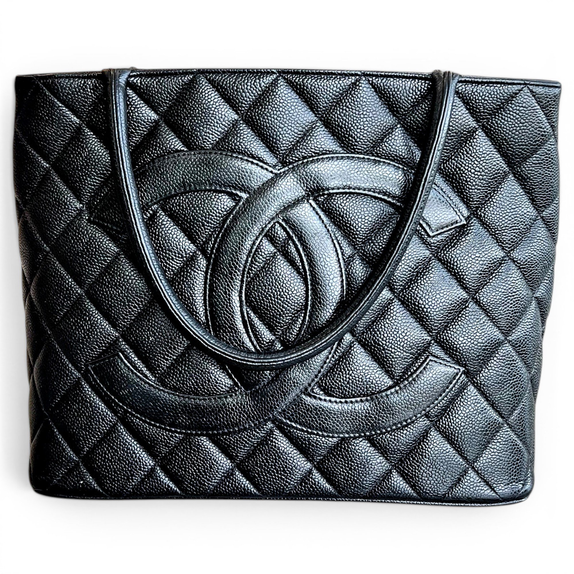 Médaillon leather handbag
