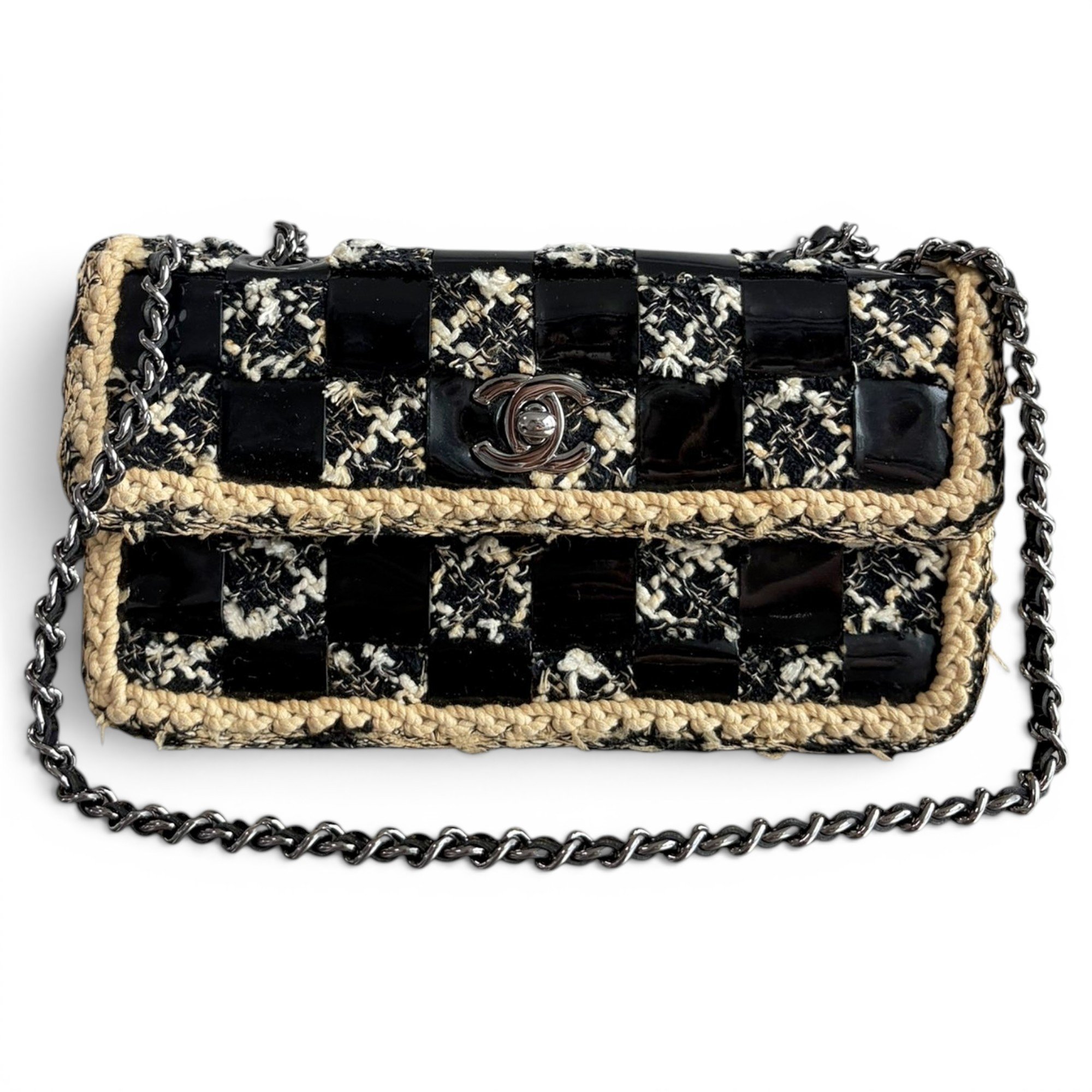 Timeless/Classique tweed crossbody bag